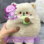 عروسک پولیشی گربه آووکادو به دست