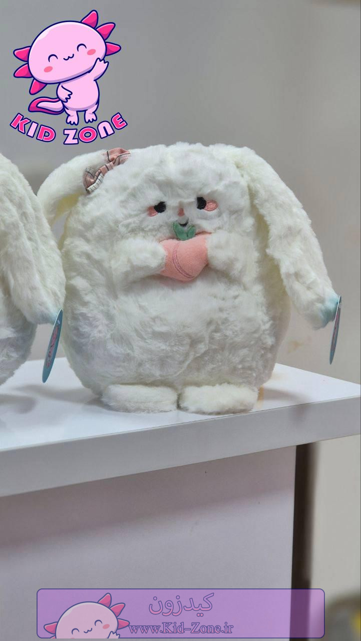 عروسک پولیشی خرگوش توت فرنگی به دست