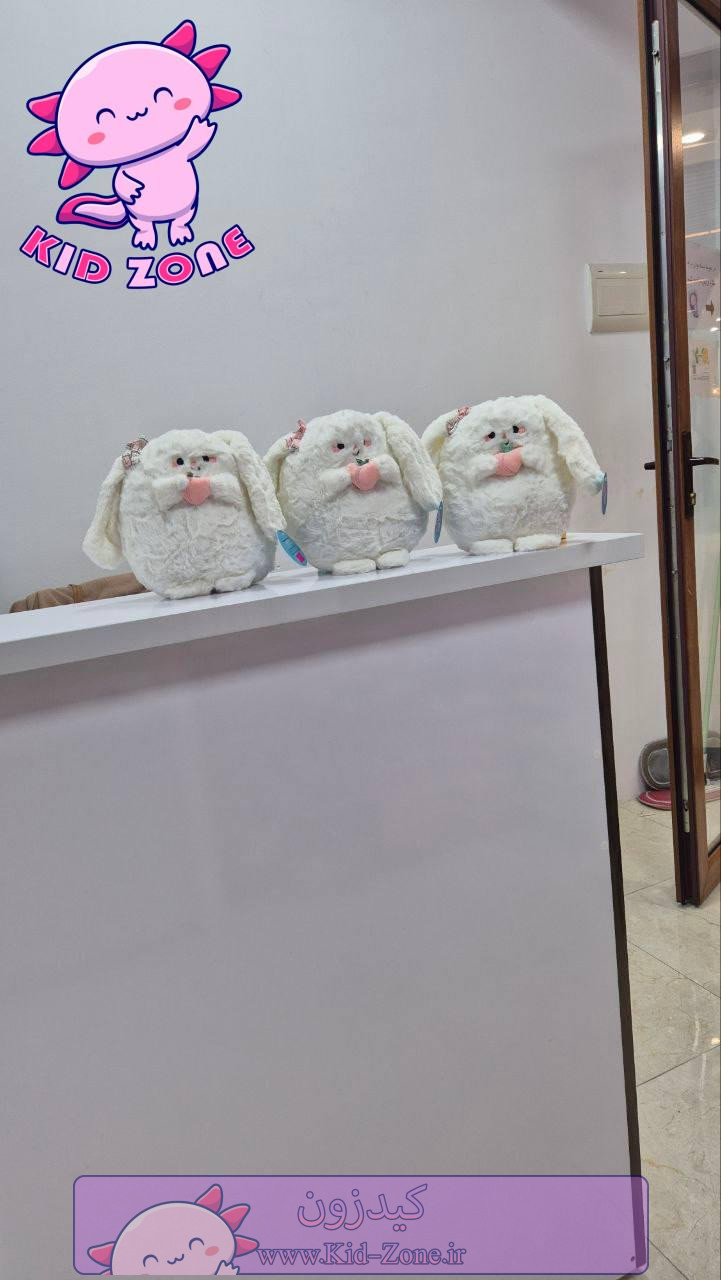 عروسک پولیشی خرگوش توت فرنگی به دست