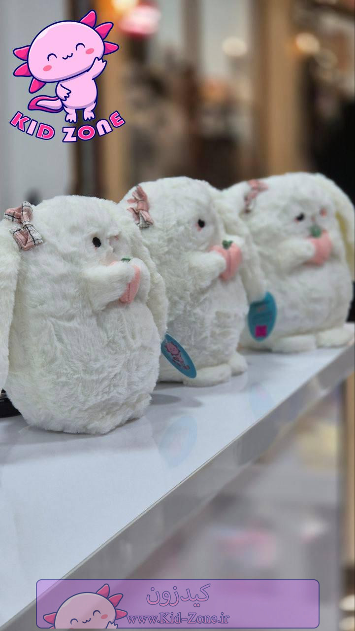 عروسک پولیشی خرگوش توت فرنگی به دست